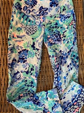Lilly Pulitzer Turquoise Oasis Wave After Wave Luxletic Midi Leggings